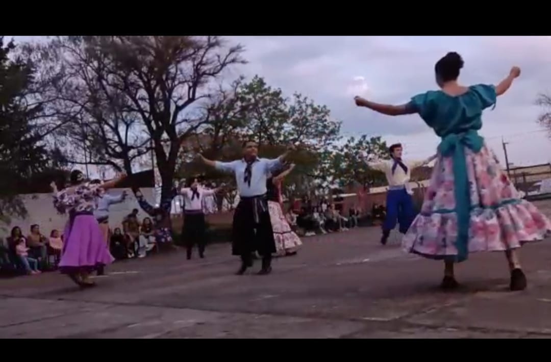 En este momento estás viendo NUESTRAS TRADICIONES – LICEO 3 SALTO