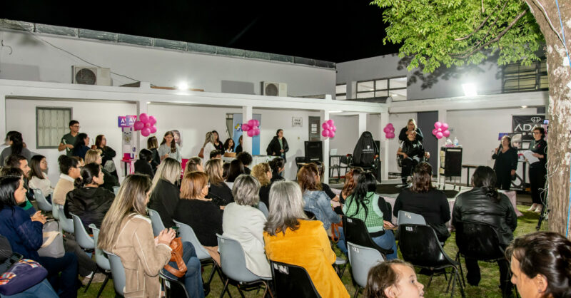 “Belleza Rosa” – Escuela Técnica Artigas