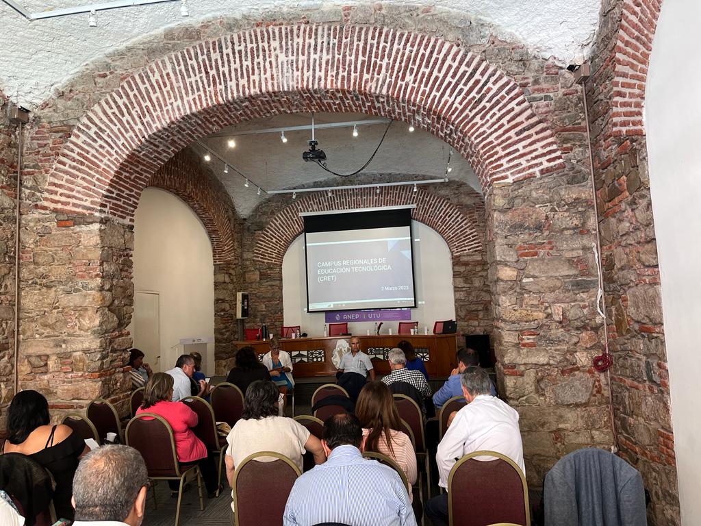 En este momento estás viendo Encuentro Directores de Campus e Inspectores Regionales 02/03/2023