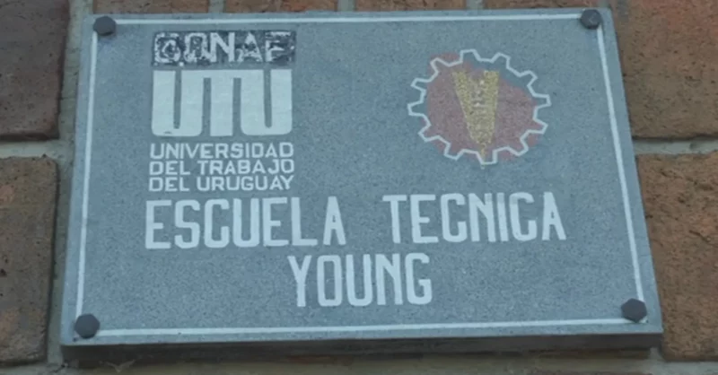 Visita de Lorena Ponce de León a Escuela Técnica Young