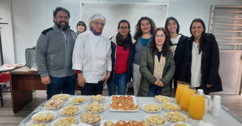 Concurso Literario en la Escuela Flor de Maroñas une Creatividad y Gastronomía