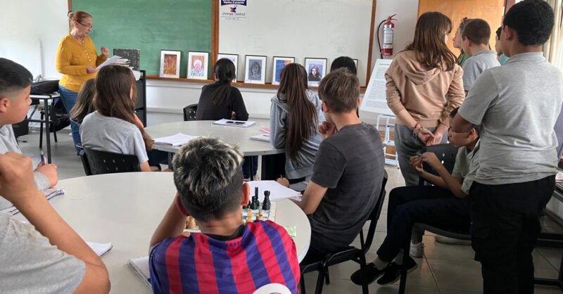 Exposición “Palabras Ilustradas”: Celebrando el Legado de Escritoras Uruguaya