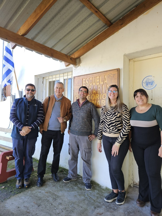 Visita a la Escuela Agraria Gregorio Aznárez
