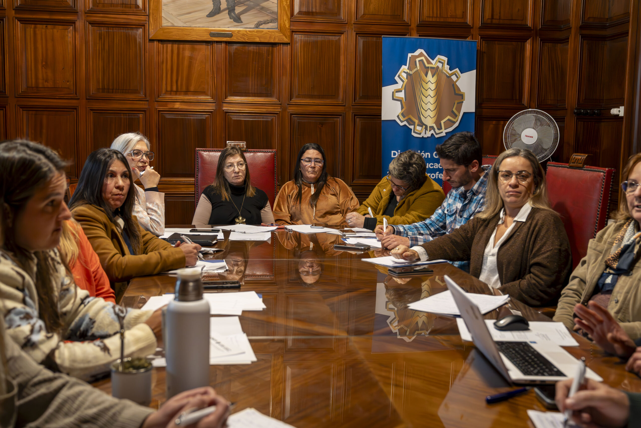 En este momento estás viendo La Inspección Coordinadora realizó una jornada de trabajo enfocada en la mejora de los centros educativos