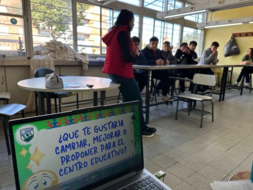 Taller con estudiantes -Técnica 2 Artigas