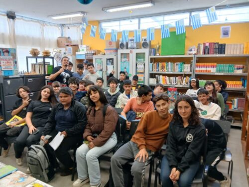 Charla de Gabriel Cardozo sobre Cómics en Esc. Téc. Alfredo Zitarrosa