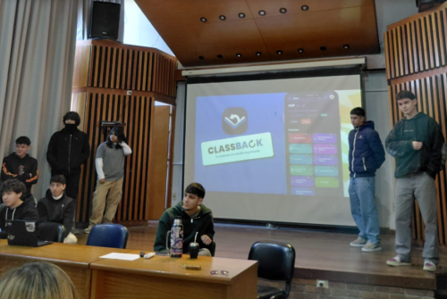 Estudiantes del Instituto Tecnológico Superior Arias Balparda desarrollaron la plataforma digital «ClassBack»