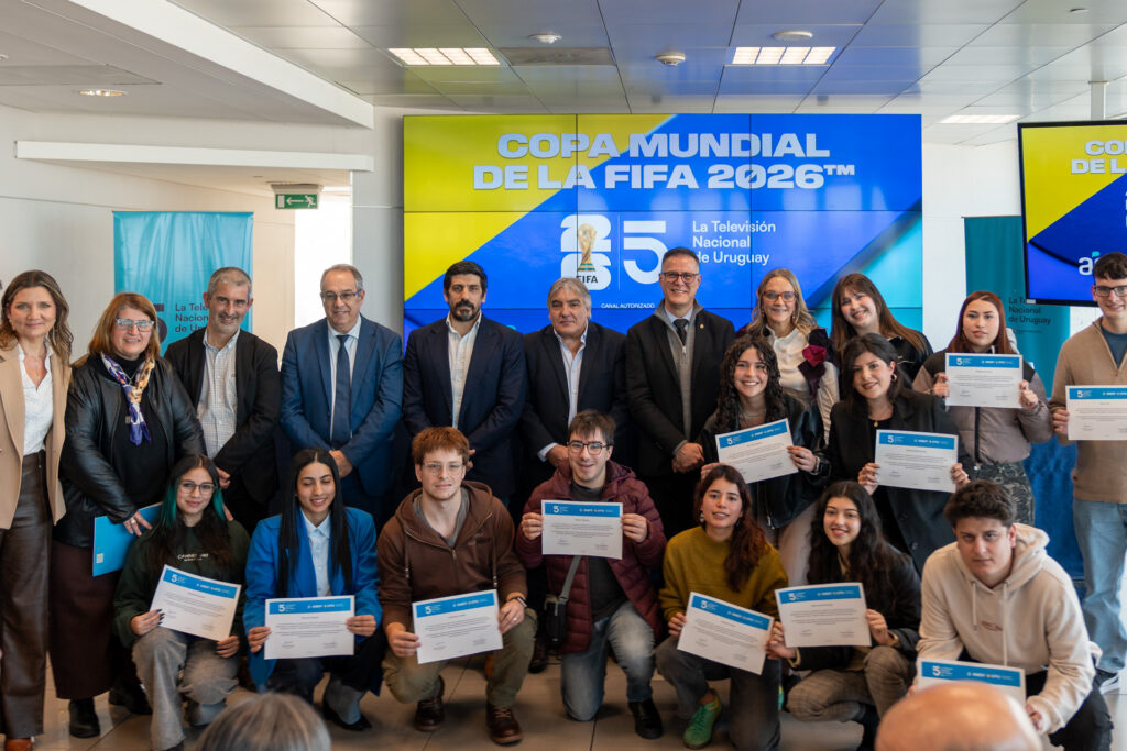 Estudiantes de UTU fueron protagonistas de la histórica transmisión del Mundial 2026 realizada por Medios Públicos