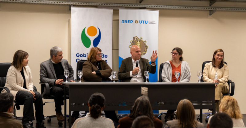 Estudiantes de Las Piedras participarán en el diseño y la motorización de sillas de ruedas junto al Centro de Rehabilitación del Sur