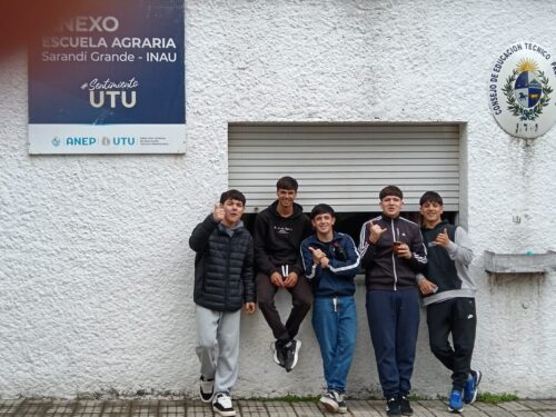 Muestra anual de trabajos Escuela Agraria Sarandí Grande Anexo INAU